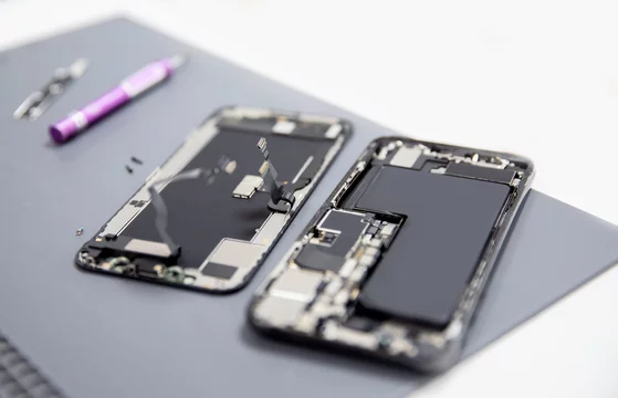 Замена матрицы на iPhone в Долгопрудном